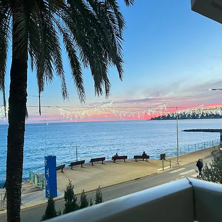 Deux Pièces Rue Piétonne Situation Idéale Mentone