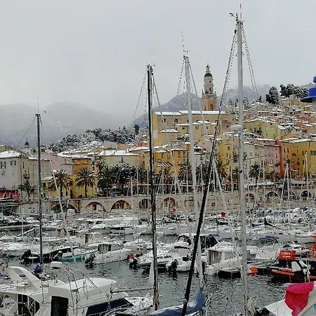 Apartment 2 Pieces Climatise A Cote De La Rue Palmaro Menton