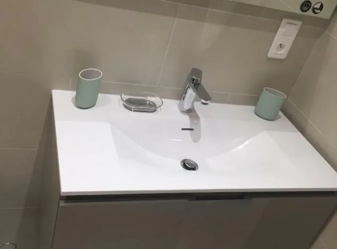 Deux Pièces Rue Piétonne Situation Idéale Apartamento Menton